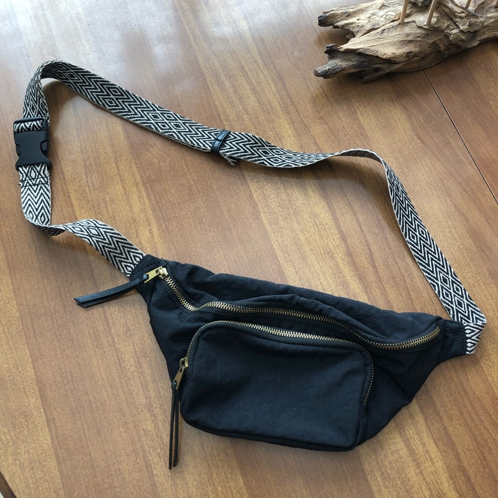 Universal Thread Black Bag with Gold-Tone Zippers